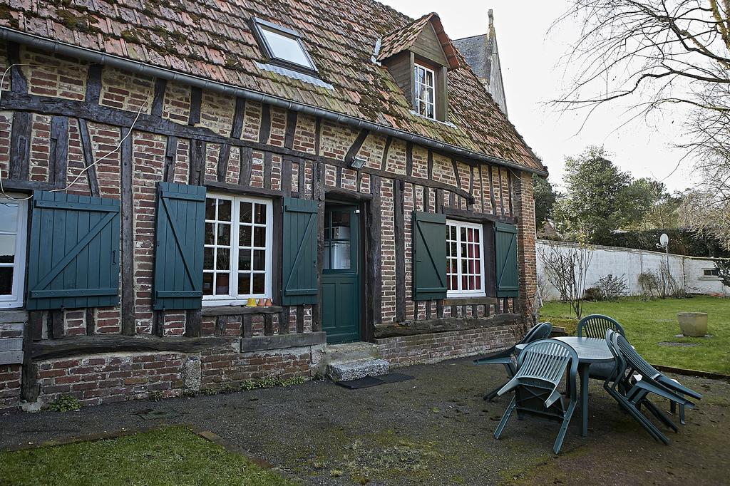 Gite Du Presbytere De L'Abbe L'Hermina Saint-Martin-le-Gaillard Exterior photo